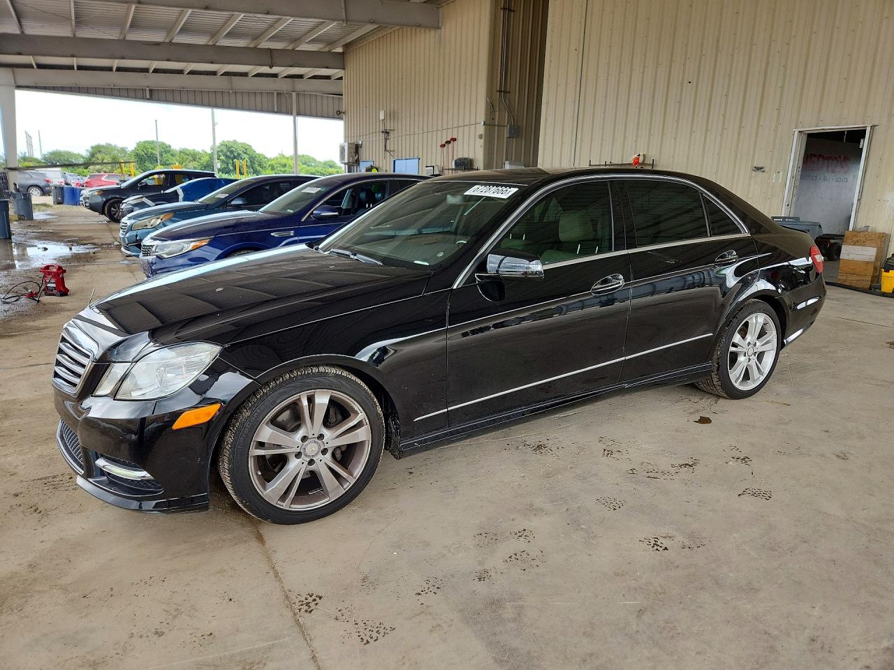2013 MERCEDES-BENZ E