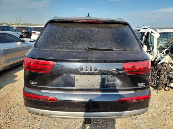 2017 AUDI Q7 quattro Premium Plus