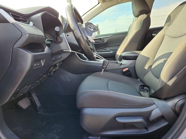 2022 TOYOTA RAV4 LE