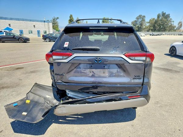 2022 TOYOTA RAV4