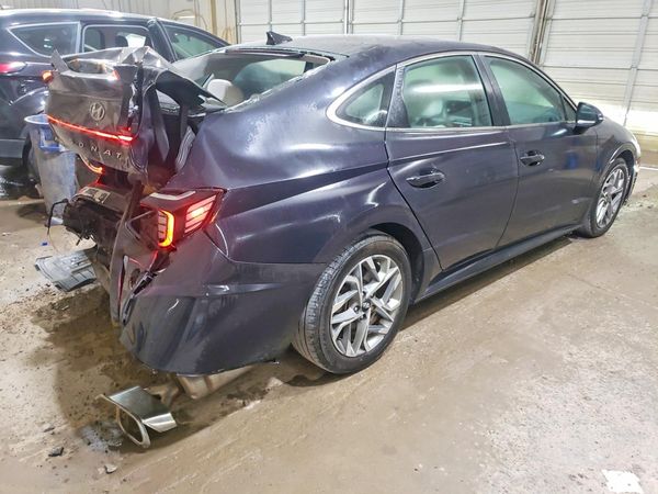 2023 HYUNDAI SONATA