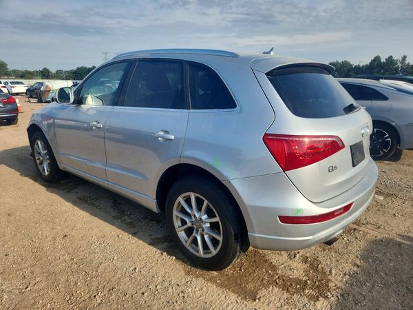 2012 AUDI Q5 Premium Plus