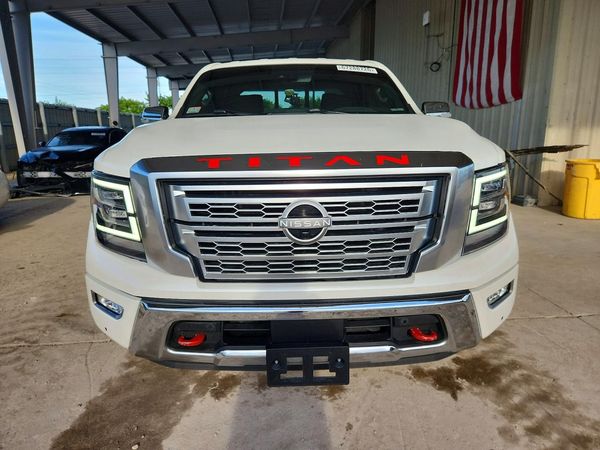 2023 NISSAN TITAN Crew Cab