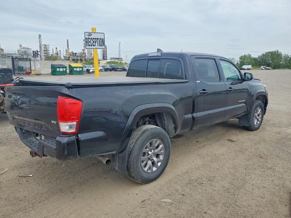 2017 TOYOTA TACOMA