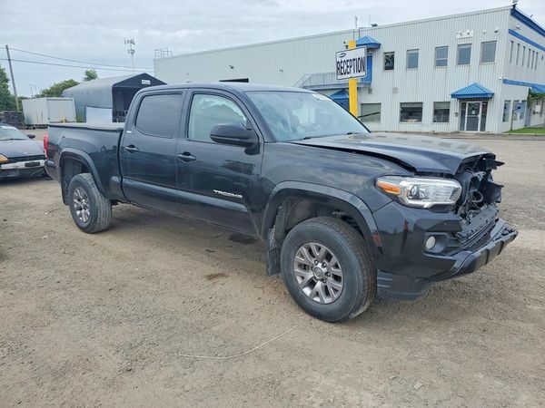 2017 TOYOTA TACOMA