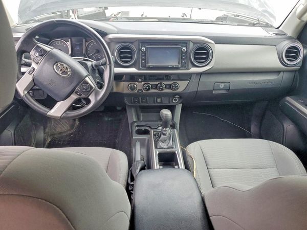 2017 TOYOTA TACOMA