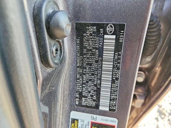 2014 TOYOTA CAMRY