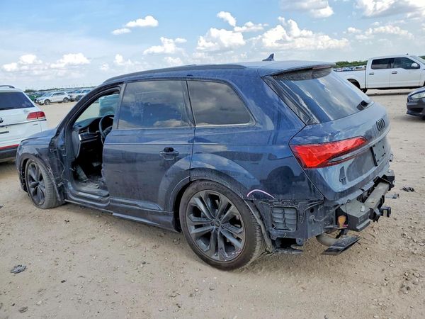 2025 AUDI Q7 quattro Prestige