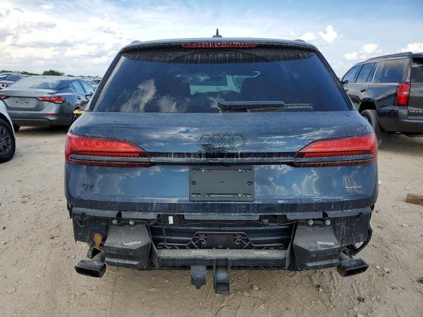 2025 AUDI Q7 quattro Prestige