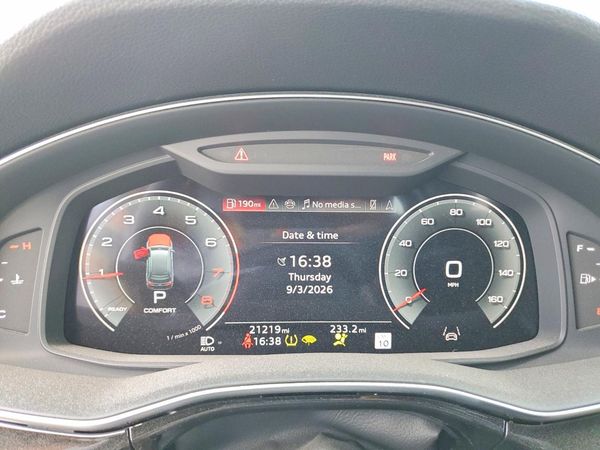 2025 AUDI Q7 quattro Prestige