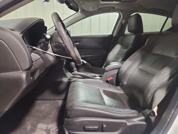 2016 ACURA ILX Premium/Tech