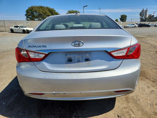 2013 HYUNDAI SONATA GLS/ GLS Popular — DIRR