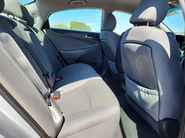 2013 HYUNDAI SONATA GLS/ GLS Popular — PSRS