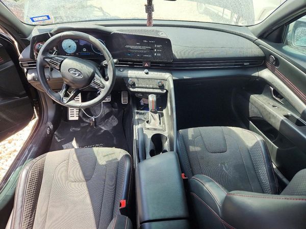 2023 HYUNDAI ELANTRA