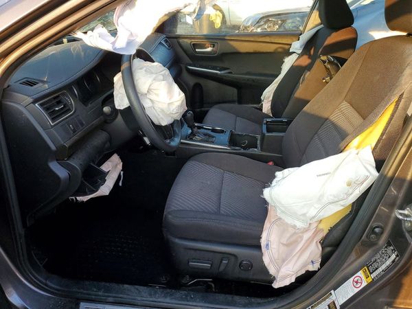 2016 TOYOTA CAMRY — DENT