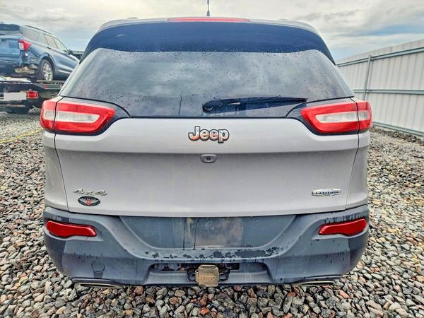 2018 JEEP CHEROKEE Latitude Plus — DIRR