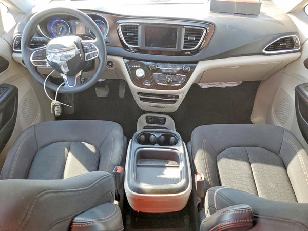 2019 CHRYSLER PACIFICA