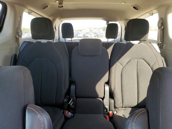 2019 CHRYSLER PACIFICA