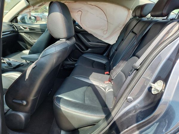 2015 MAZDA 3