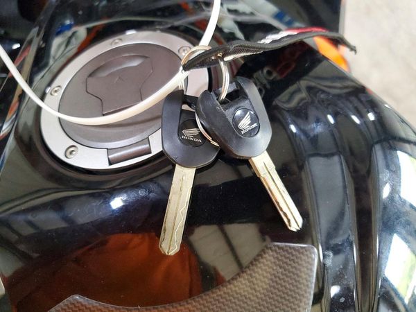 2017 HONDA CBR CYCLE