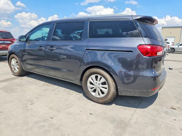 2015 KIA SEDONA GL - Middle-low