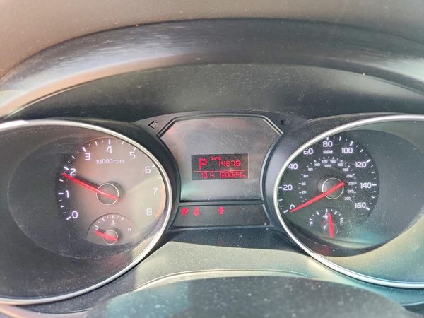 2015 KIA SEDONA GL - Middle-low