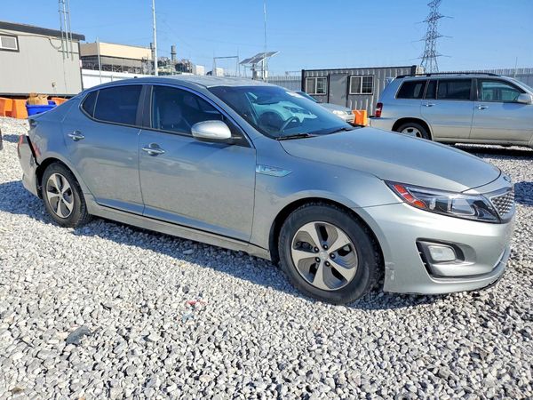 2014 KIA OPTIMA GL - Middle-low — Passenger 3/4