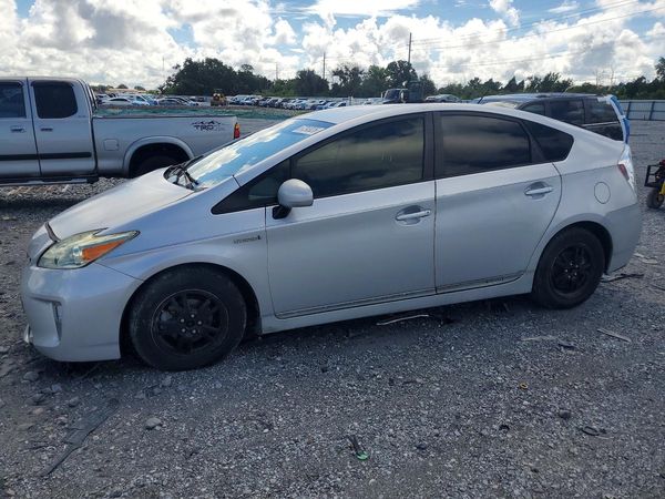 2012 TOYOTA PRIUS