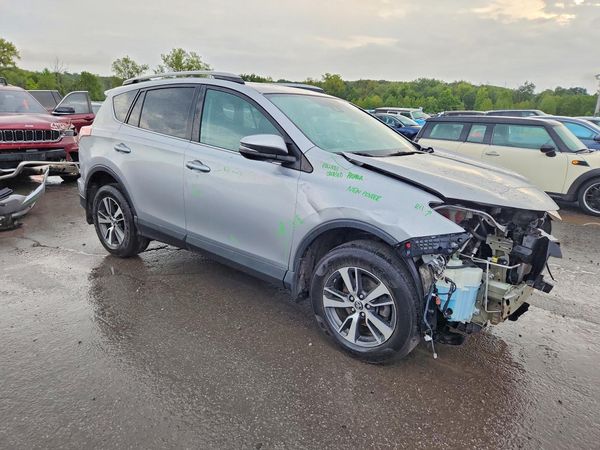 2017 TOYOTA RAV4