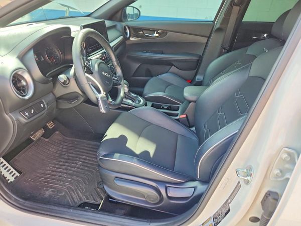 2024 KIA FORTE