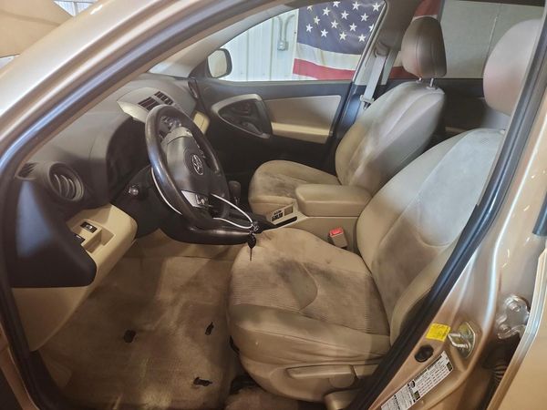 2012 TOYOTA RAV4 Standard