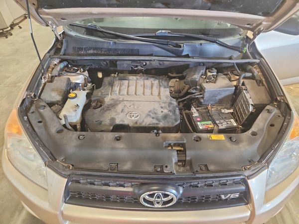2012 TOYOTA RAV4 Standard