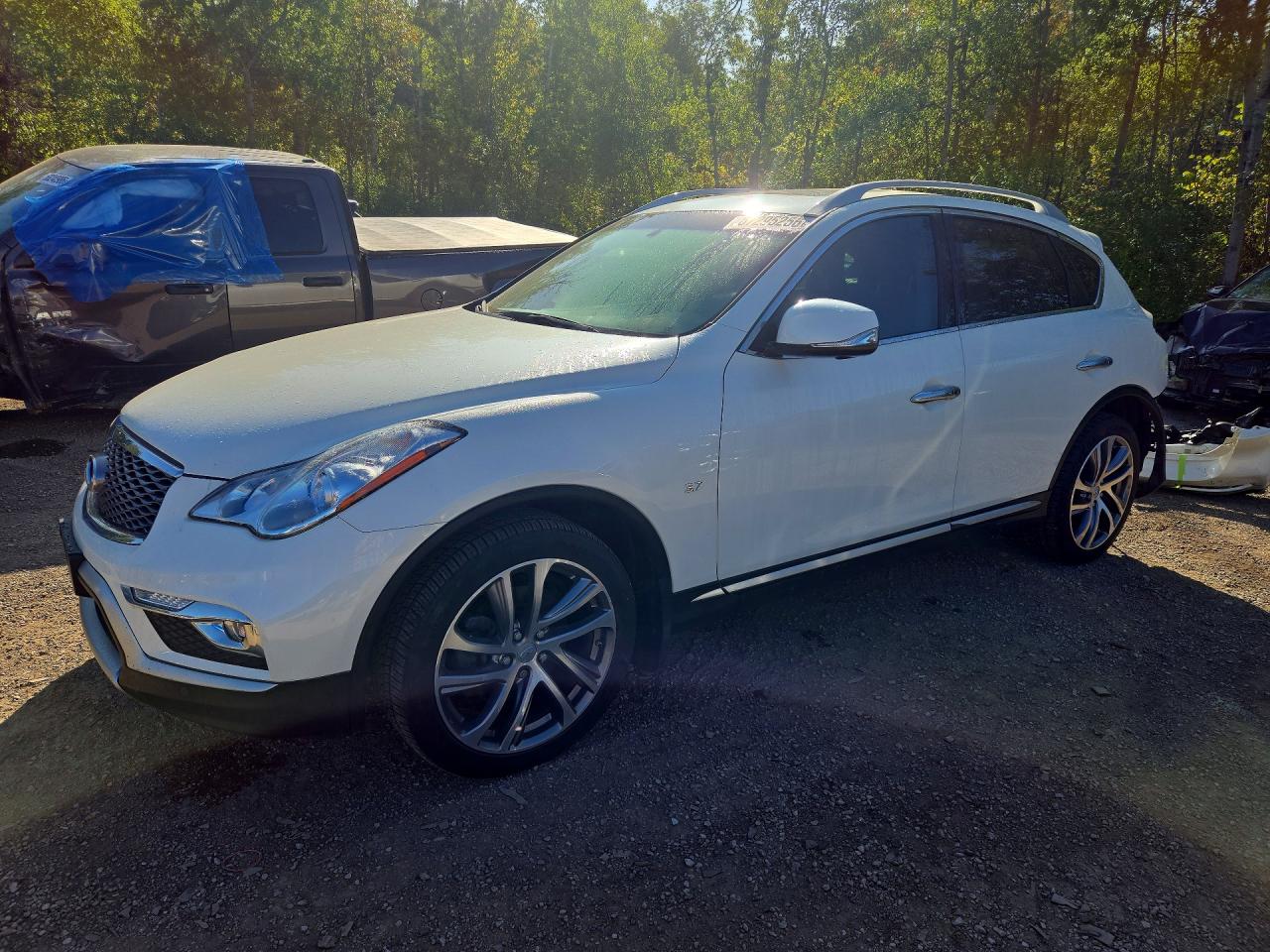 2016 INFINITI QX50