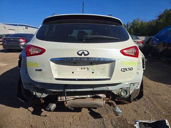 2016 INFINITI QX50