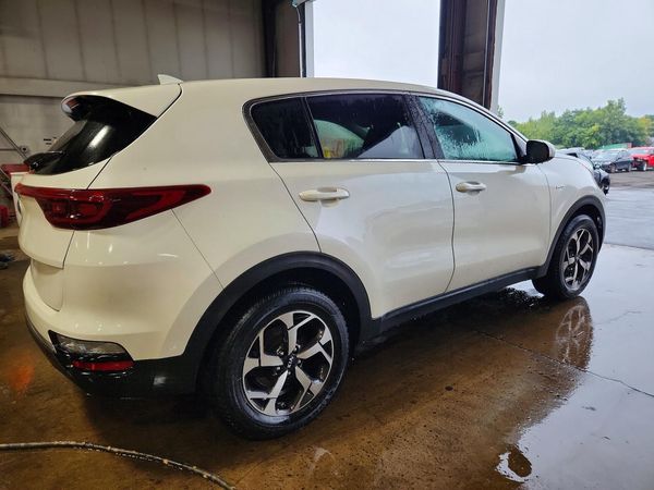 2022 KIA SPORTAGE