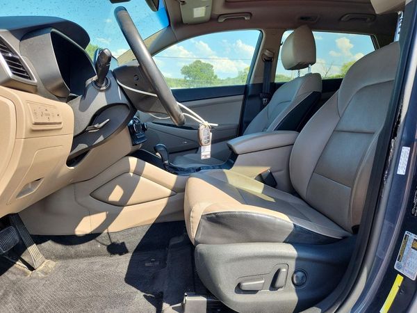 2020 HYUNDAI TUCSON