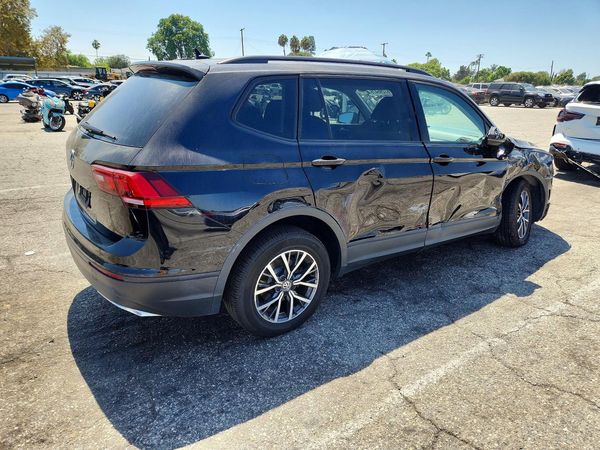 2021 VOLKSWAGEN TIGUAN S