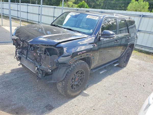 2022 TOYOTA 4RUNNER