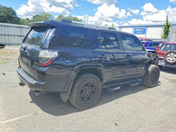 2022 TOYOTA 4RUNNER