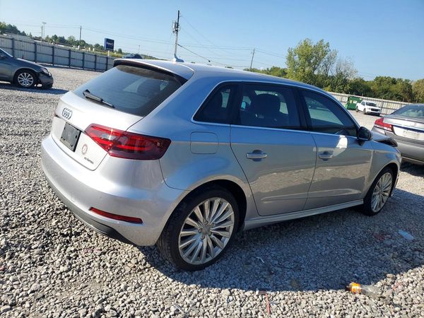 2016 AUDI A3