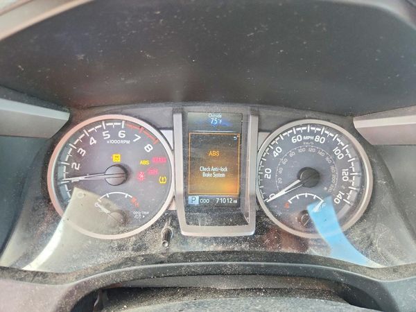 2017 TOYOTA TACOMA