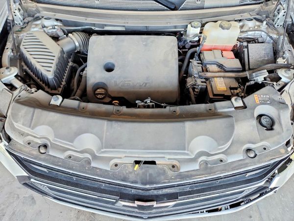 2021 CHEVROLET TRAVERSE Premier — Engine bay