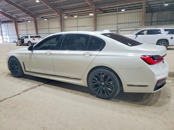 2020 BMW 740