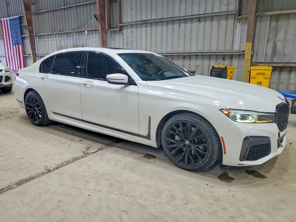2020 BMW 740