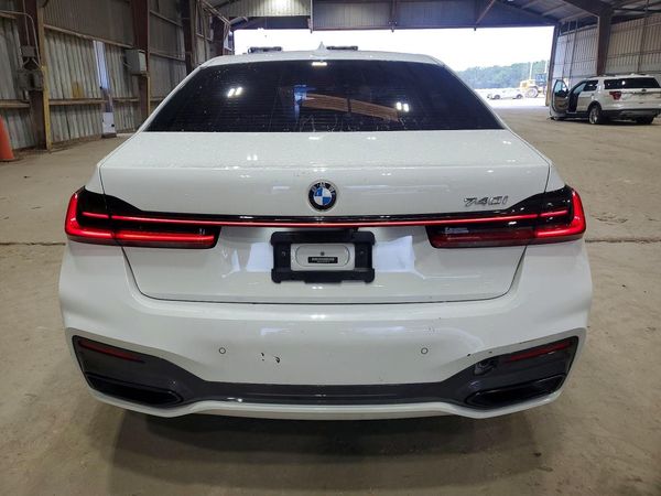 2020 BMW 740