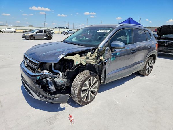 2022 VOLKSWAGEN TAOS