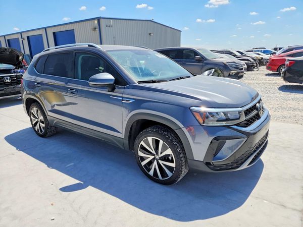 2022 VOLKSWAGEN TAOS