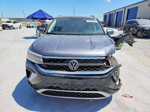 2022 VOLKSWAGEN TAOS