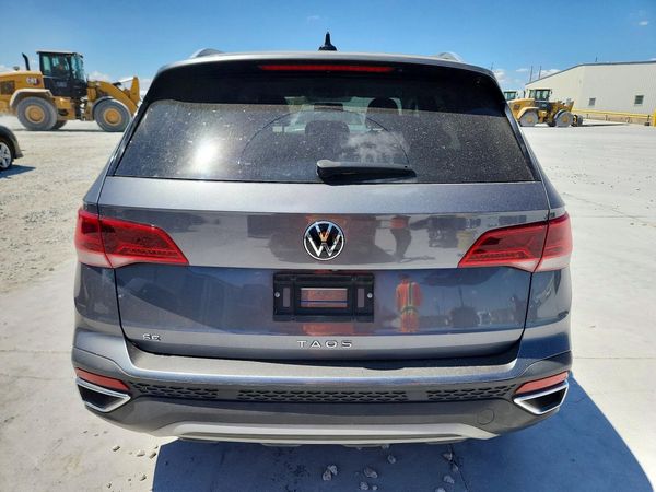2022 VOLKSWAGEN TAOS