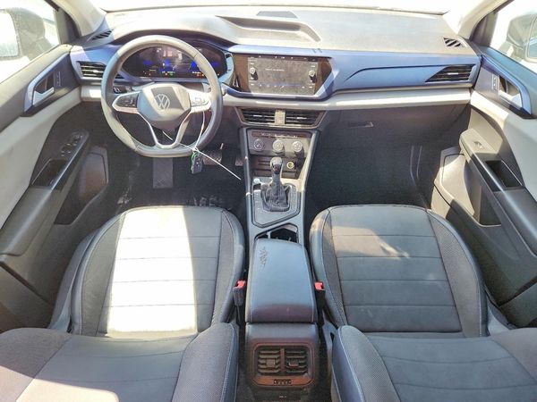 2022 VOLKSWAGEN TAOS